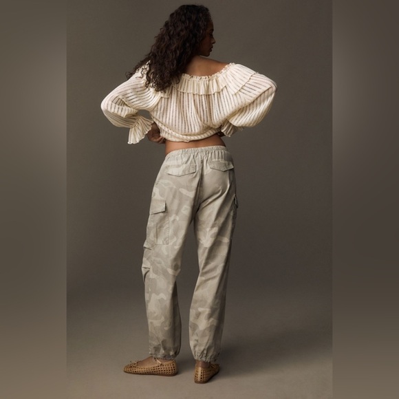 NWT! Anthropologie Pilcro Printed Camo Parachute Pants 🐾 - Picture 4 of 12